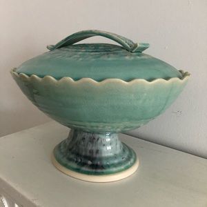 Anthropologie tureen